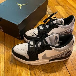 NEW NIKE AIR JORDAN LEGACY 312 LOW
